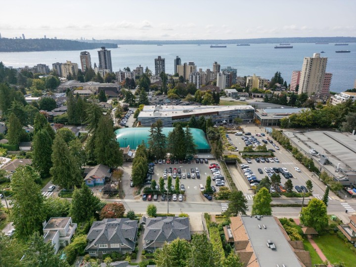 Photo 38 at 2133 Gordon Avenue, Dundarave, West Vancouver