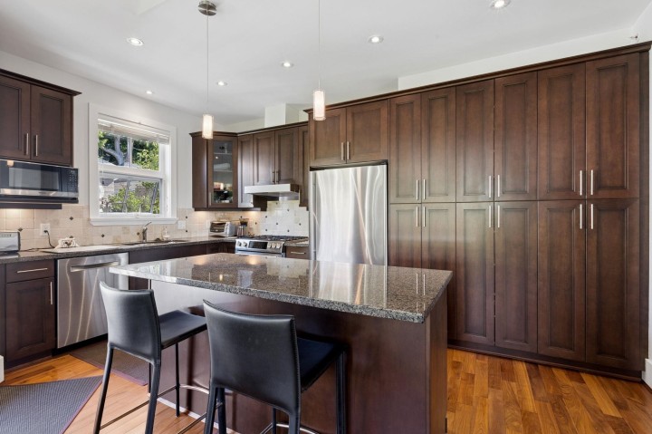 Photo 8 at 2133 Gordon Avenue, Dundarave, West Vancouver