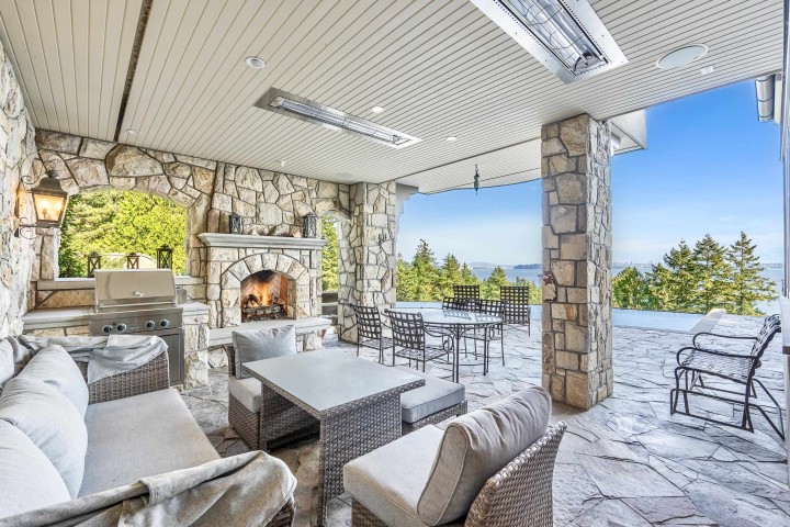 Photo 6 at 4672 Clovelly Walk, Caulfeild, West Vancouver