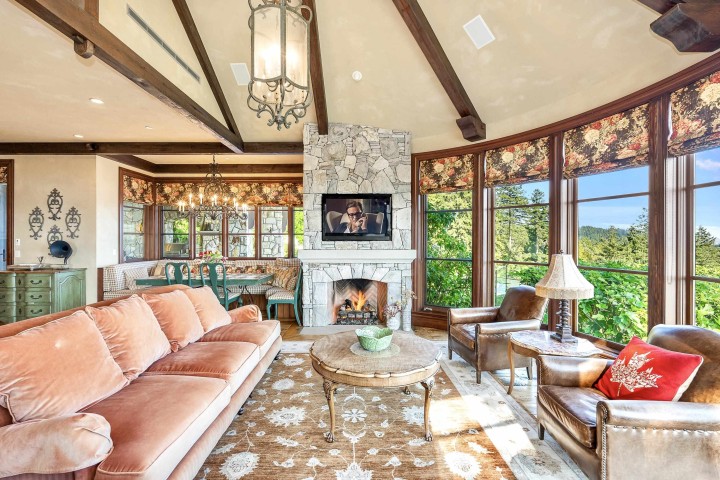 Photo 13 at 4672 Clovelly Walk, Caulfeild, West Vancouver