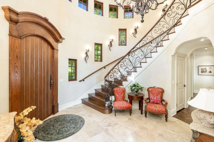 Photo 7 at 4672 Clovelly Walk, Caulfeild, West Vancouver