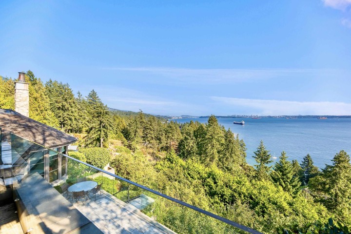 Photo 40 at 4672 Clovelly Walk, Caulfeild, West Vancouver