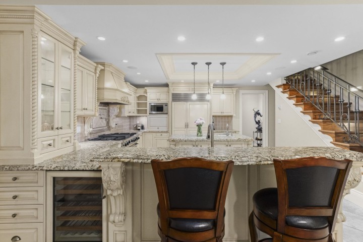 Photo 13 at 3090 Mathers Avenue, Altamont, West Vancouver