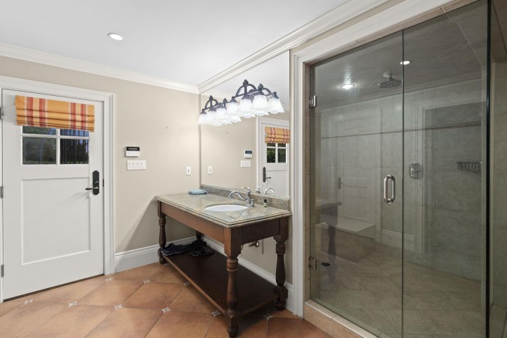 Photo 36 at 3090 Mathers Avenue, Altamont, West Vancouver