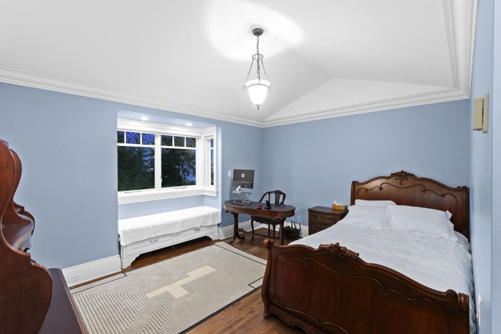 Photo 28 at 3090 Mathers Avenue, Altamont, West Vancouver