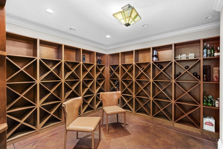 Photo 34 at 3090 Mathers Avenue, Altamont, West Vancouver