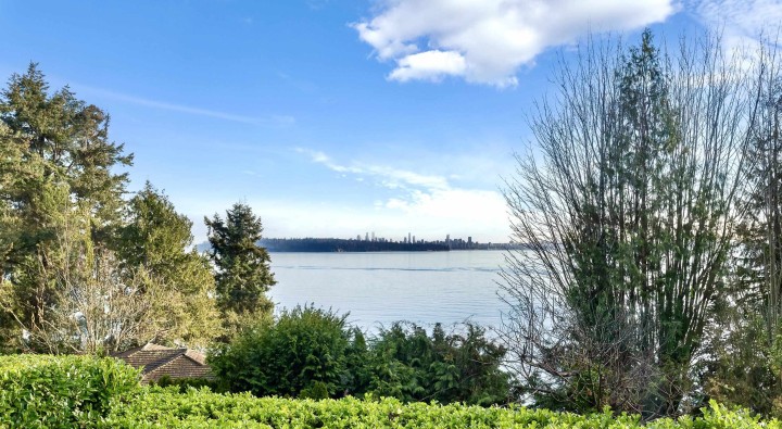 Photo 12 at 3575 Sunset Lane, West Bay, West Vancouver