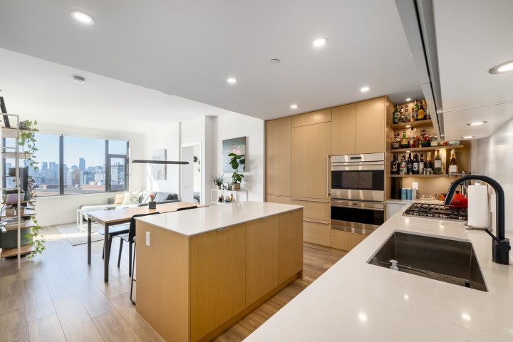 Photo 13 at 706 - 210 E 5th Avenue, Mount Pleasant VE, Vancouver East