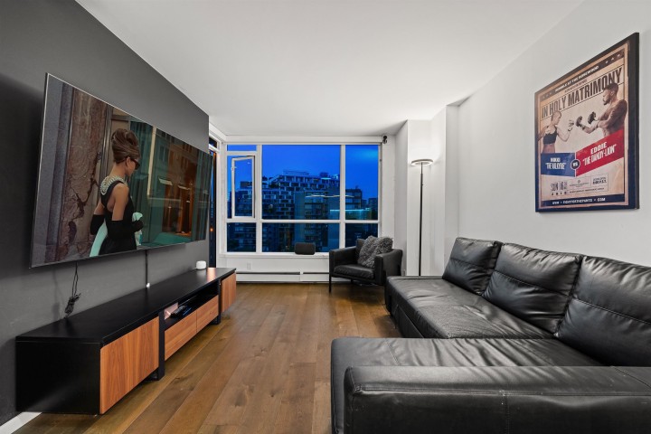 Photo 2 at 1004 - 1887 Crowe Street, False Creek, Vancouver West