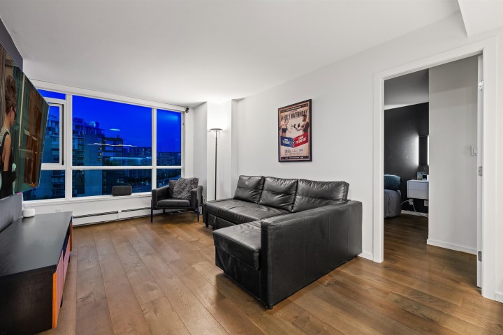 Photo 3 at 1004 - 1887 Crowe Street, False Creek, Vancouver West