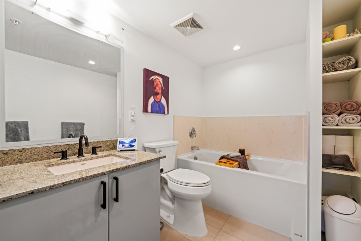 Photo 15 at 1004 - 1887 Crowe Street, False Creek, Vancouver West