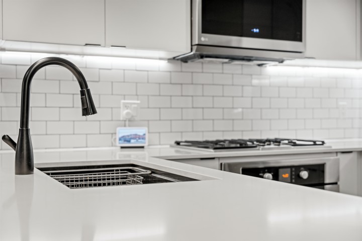 Photo 11 at 1004 - 1887 Crowe Street, False Creek, Vancouver West