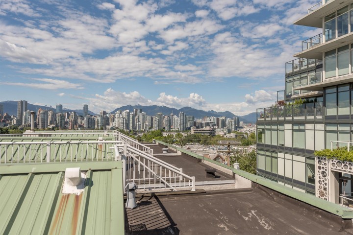 Photo 28 at 208 - 788 W 8th Avenue, Fairview VW, Vancouver West