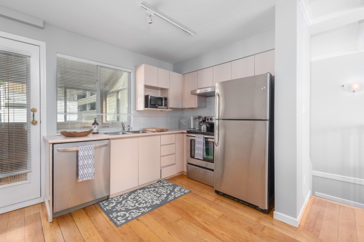 Photo 21 at 208 - 788 W 8th Avenue, Fairview VW, Vancouver West