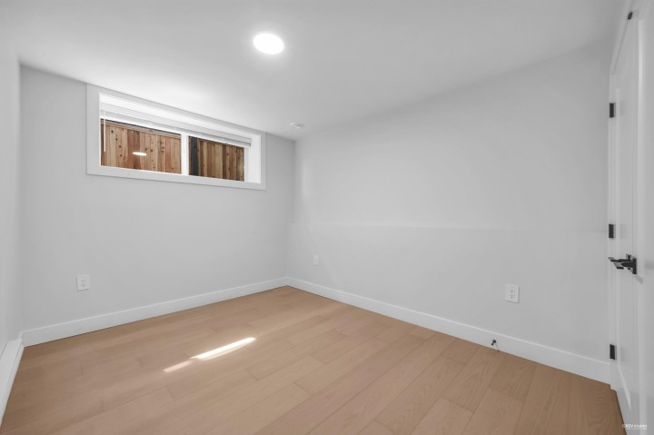 Photo 26 at 3417 Seaforth Drive, Renfrew Heights, Vancouver East