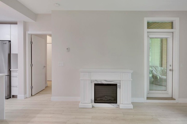 Photo 7 at 404 - 733 W 3rd Street, Harbourside, North Vancouver