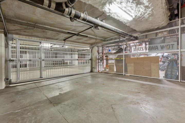 Photo 20 at 5977 Oak Street, South Granville, Vancouver West