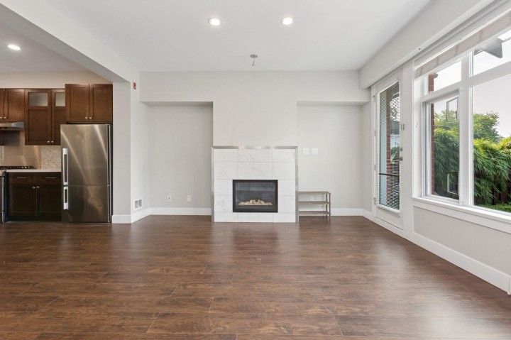 Photo 4 at 5977 Oak Street, South Granville, Vancouver West