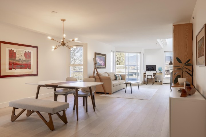 Photo 9 at 2240 York Avenue, Kitsilano, Vancouver West