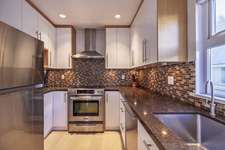 Photo 15 at 2240 York Avenue, Kitsilano, Vancouver West