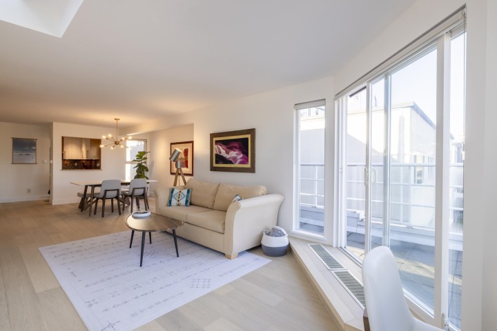 Photo 11 at 2240 York Avenue, Kitsilano, Vancouver West