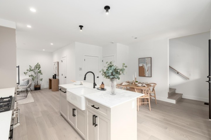 Photo 3 at 1967 Napier Street, Grandview Woodland, Vancouver East