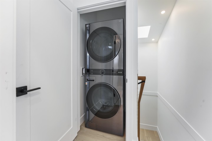 Photo 32 at 2 - 1322 E 13th Avenue, Grandview Woodland, Vancouver East