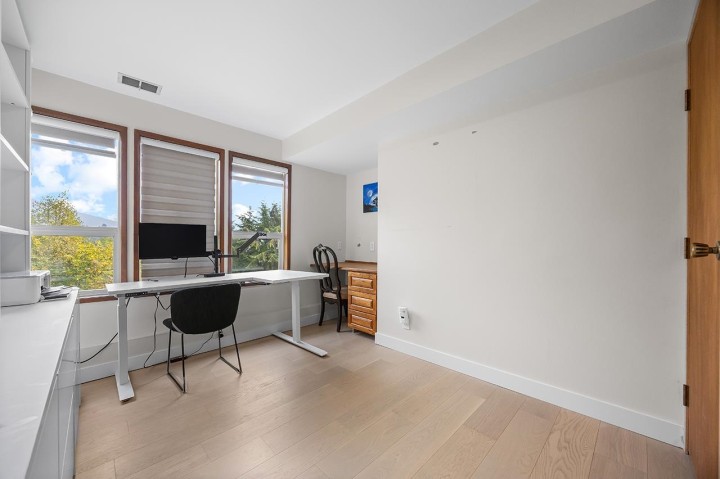 Photo 31 at 96 Bonnymuir Drive, Glenmore, West Vancouver