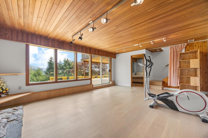 Photo 25 at 96 Bonnymuir Drive, Glenmore, West Vancouver