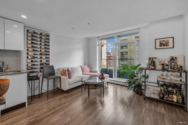 Photo 9 at 513 - 1283 Howe Street, Downtown VW, Vancouver West