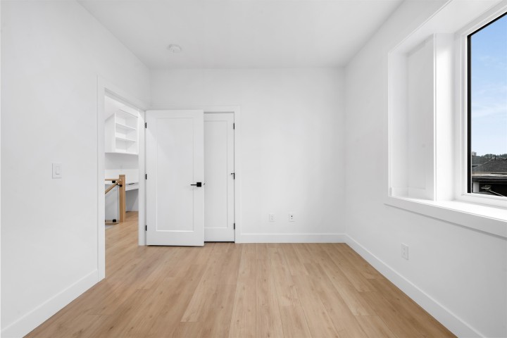 Photo 16 at 2 - 1160 Rossland Street, Renfrew VE, Vancouver East