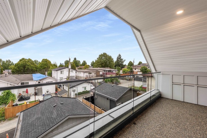 Photo 28 at 2 - 1160 Rossland Street, Renfrew VE, Vancouver East