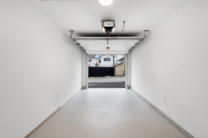 Photo 35 at 2 - 1160 Rossland Street, Renfrew VE, Vancouver East