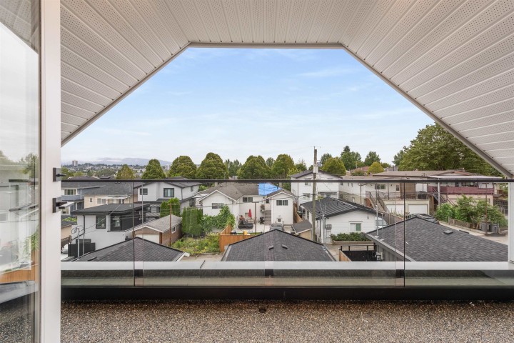 Photo 25 at 2 - 1160 Rossland Street, Renfrew VE, Vancouver East