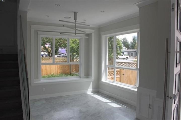 Photo 7 at 3699 Napier Street, Renfrew VE, Vancouver East