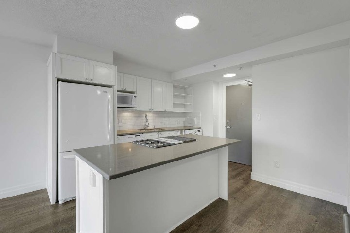 Photo 5 at 605 - 1723 Alberni Street, West End VW, Vancouver West