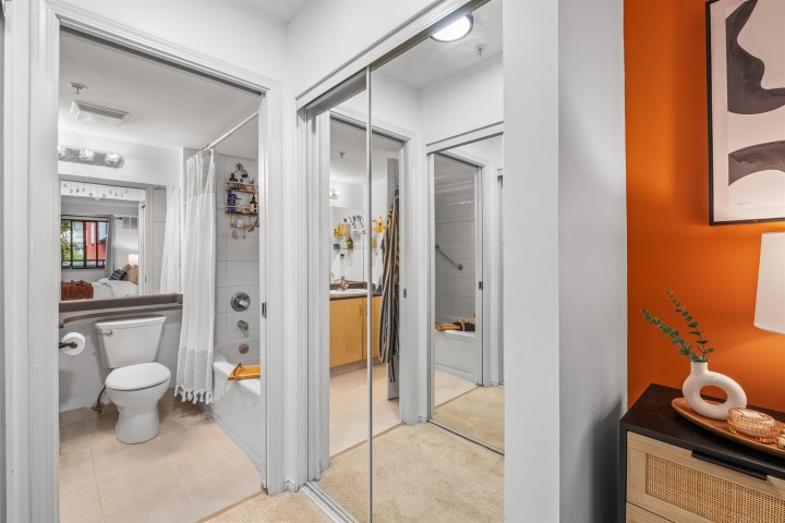 Photo 12 at 305 - 305 Lonsdale Avenue, Lower Lonsdale, North Vancouver