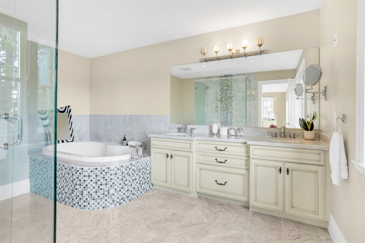 Photo 21 at 4038 W 33rd Avenue, Dunbar, Vancouver West