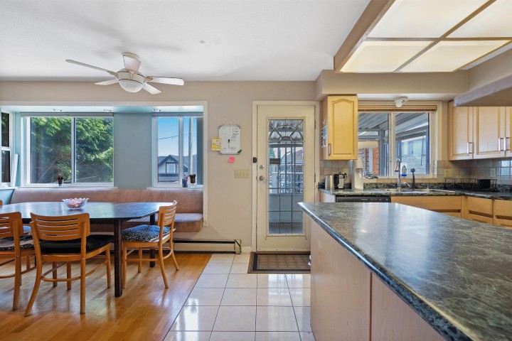 Photo 14 at 4988 Sherbrooke Street, Knight, Vancouver East