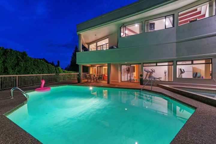 Photo 10 at 2490 Westhill Court, Westhill, West Vancouver