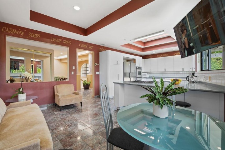 Photo 31 at 2490 Westhill Court, Westhill, West Vancouver