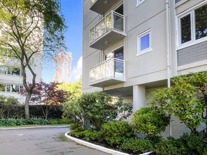 Photo 4 at 101 - 6076 Tisdall Street, Oakridge VW, Vancouver West