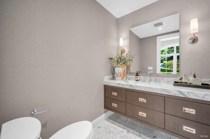 Photo 17 at 606 Barnham Road, British Properties, West Vancouver