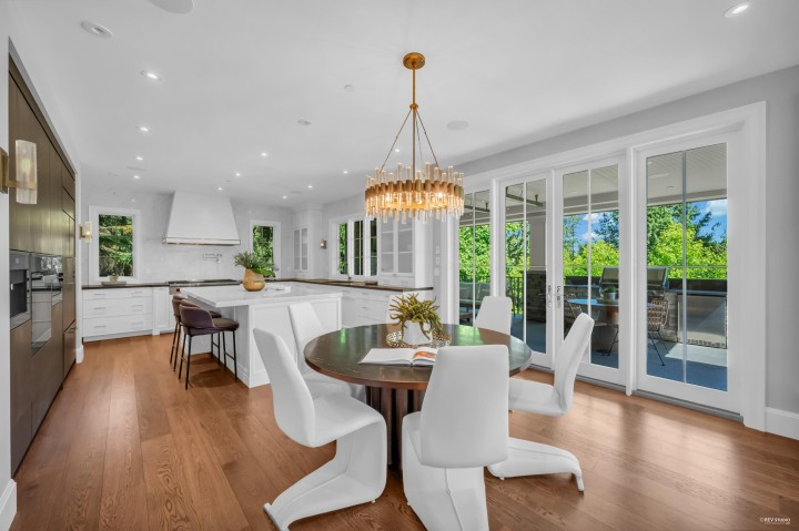 Photo 9 at 606 Barnham Road, British Properties, West Vancouver