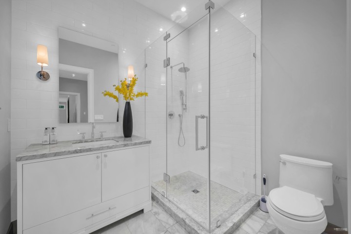 Photo 37 at 606 Barnham Road, British Properties, West Vancouver