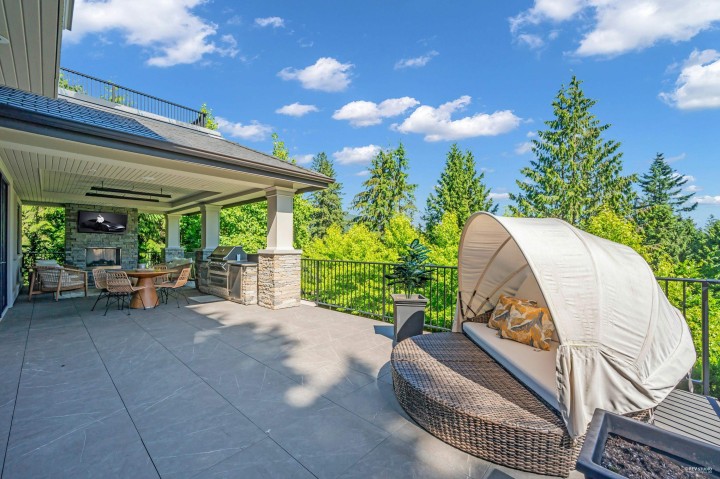 Photo 11 at 606 Barnham Road, British Properties, West Vancouver