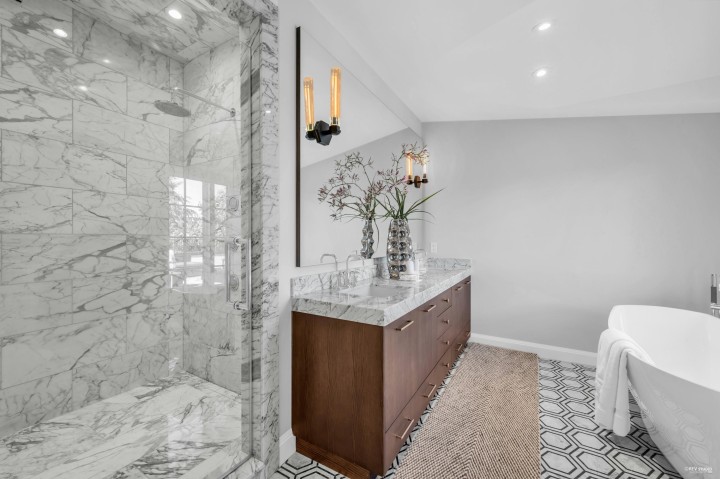 Photo 21 at 606 Barnham Road, British Properties, West Vancouver