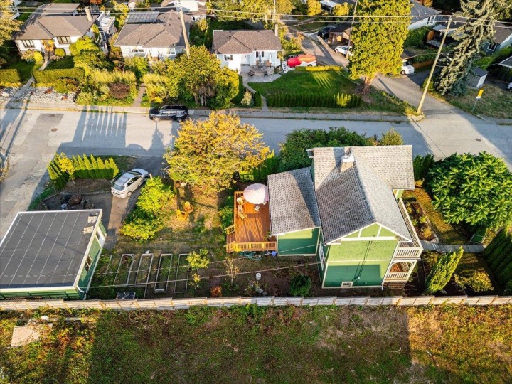 Photo 36 at 848 E 6th Street, Queensbury, North Vancouver