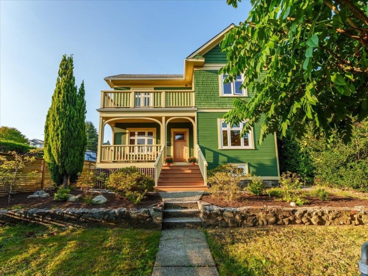 Photo 1 at 848 E 6th Street, Queensbury, North Vancouver