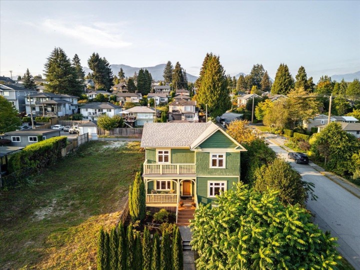 Photo 31 at 848 E 6th Street, Queensbury, North Vancouver